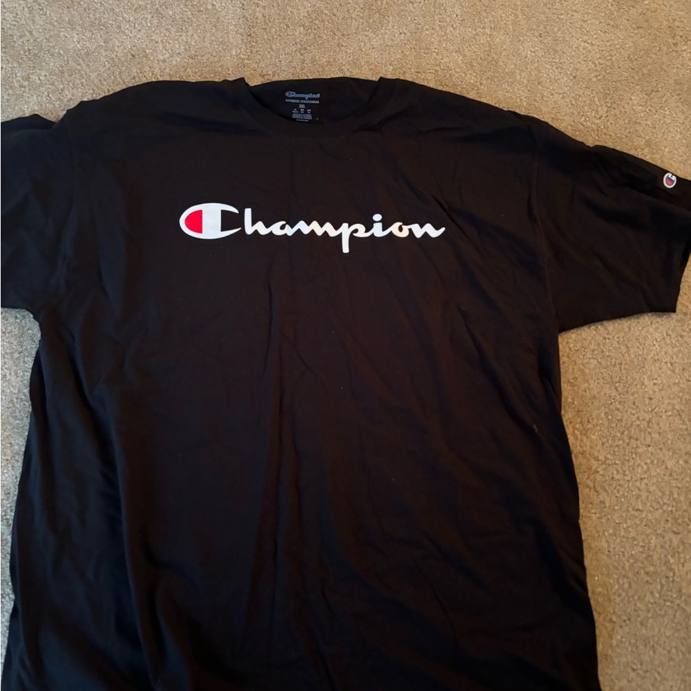 Men’s 2XL champion Tshirt